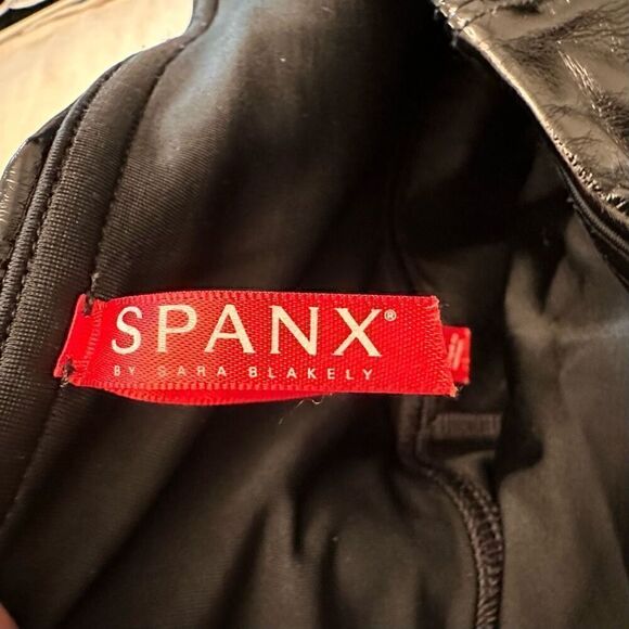 Spanx Vegan Faux Black Patent Leather High Waisted Pull-On Legging Pants XL - Picture 7 of 8